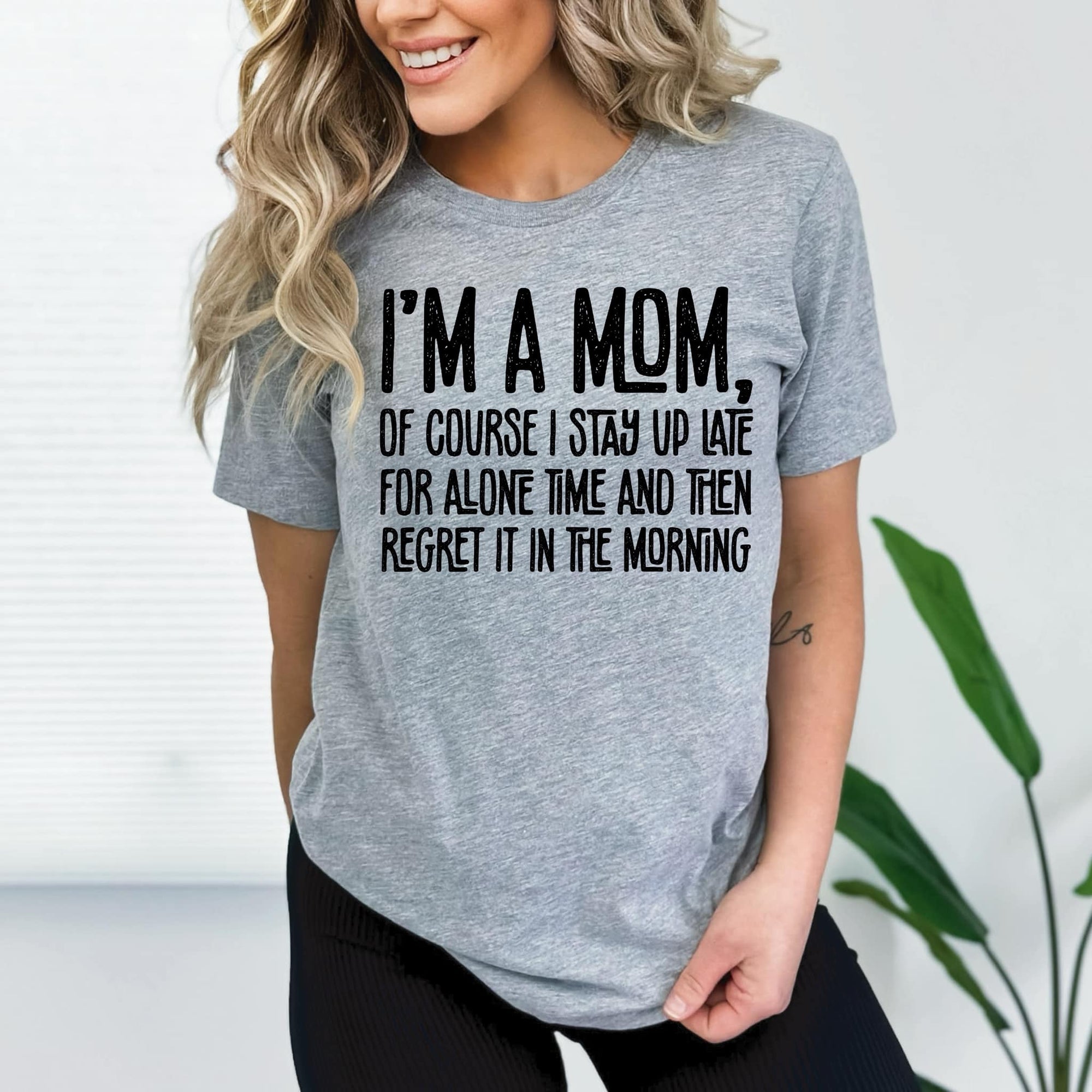 I’m A Mom GRAPHIC TEE