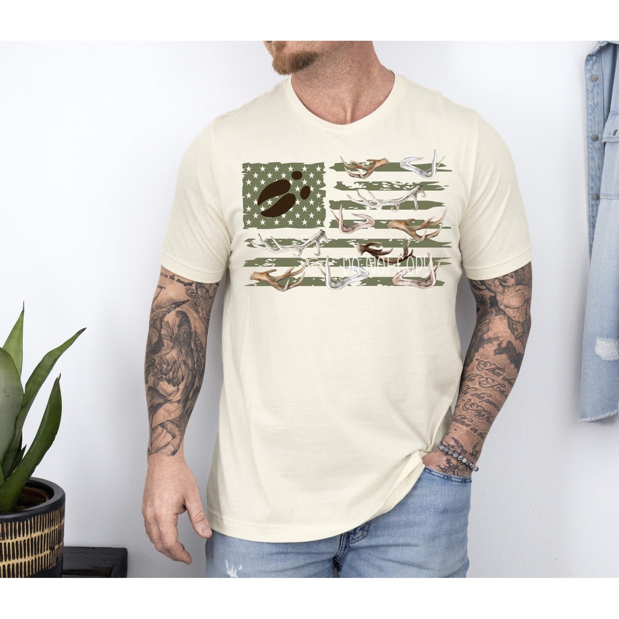 Antler Flag GRAPHIC TEE