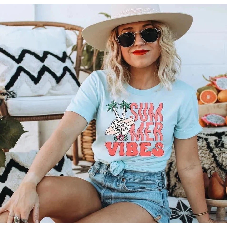 Summer Vibes GRAPHIC TEE